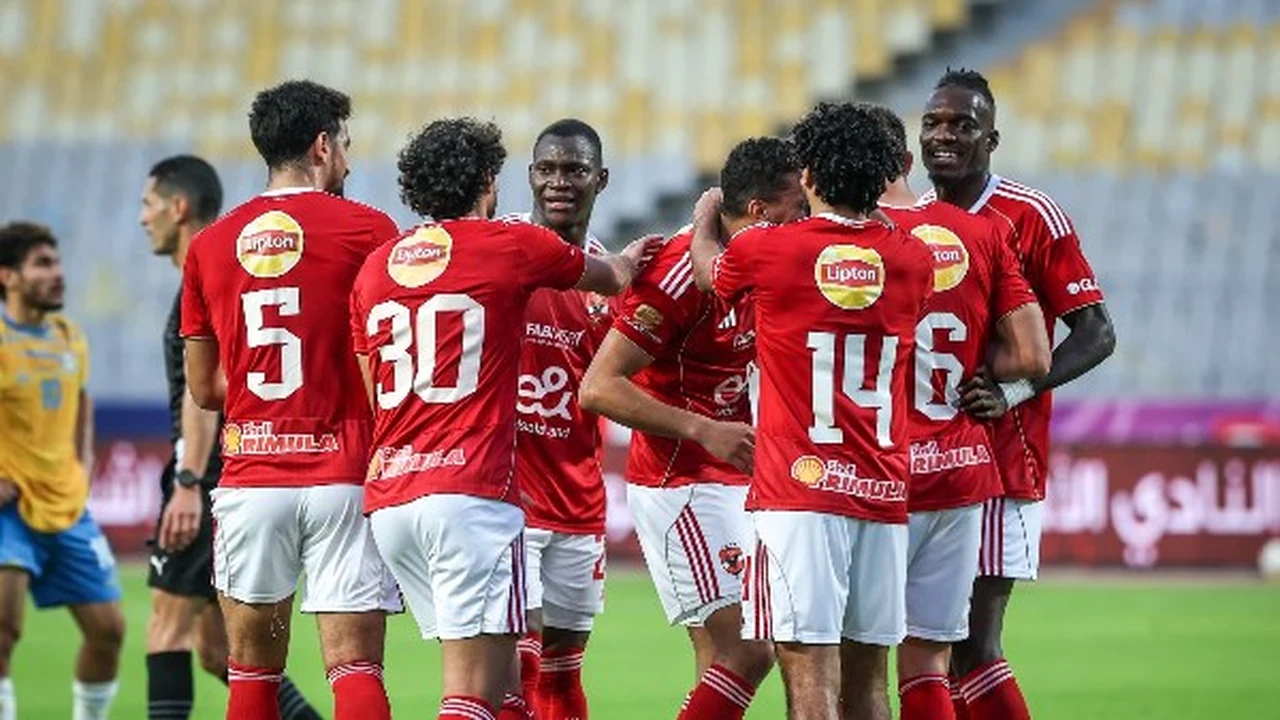 تغيير مرتقب الأهلي يدرس استعادة حمدي فتحي بدلاً من إليو ديانج